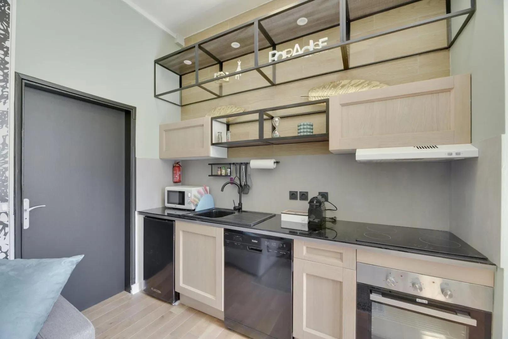 Bluestay 7 - Charmant Appartement A Paris 15